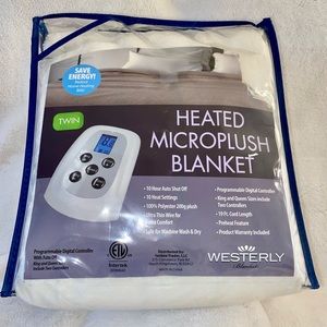 Brand New Heated Microplush Blanket